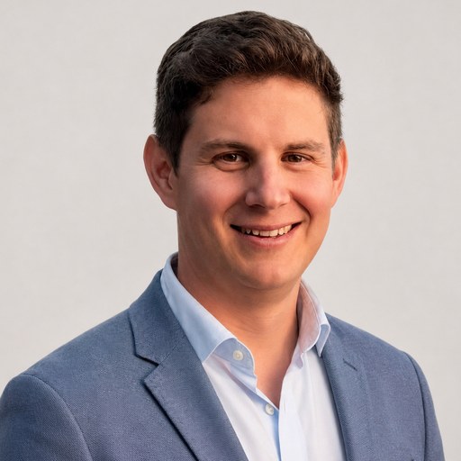 Headshot of Aidan Davis